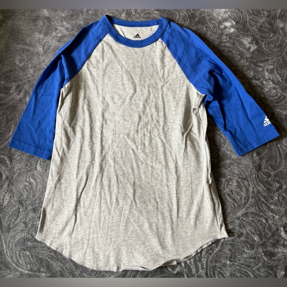 Adidas Shirt Size Small